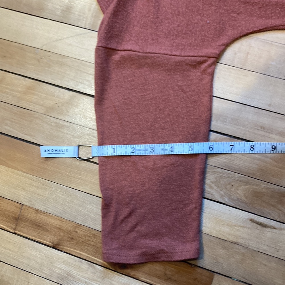 Gyft Sweater - Picture 12 of 14